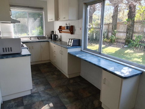 1 Spectrum Street, Rainbow Beach- Close To Shops And Main Beach - Accommodation Ballina 0