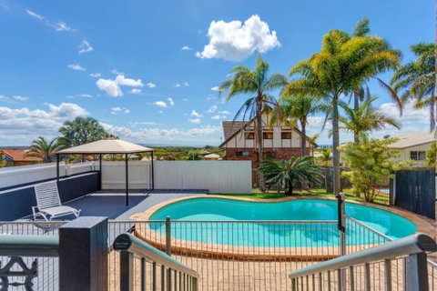 1-33 Tingira Close - Rainbow Beach, Gorgeous Ocean Views, Swimming Pool, Air Conditioning - Accommodation Ballina 3