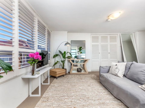 10 Barncleuth Square - Accommodation Ballina 1