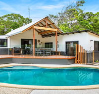 11 Naiad Court - Rainbow Shores Fantastic Family Retreat Swimming Pool 200m to beach Free Wi-Fi - Accommodation Ballina
