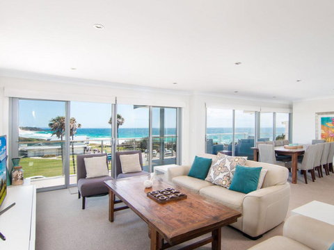 12 Cliff Road - Accommodation Ballina 0