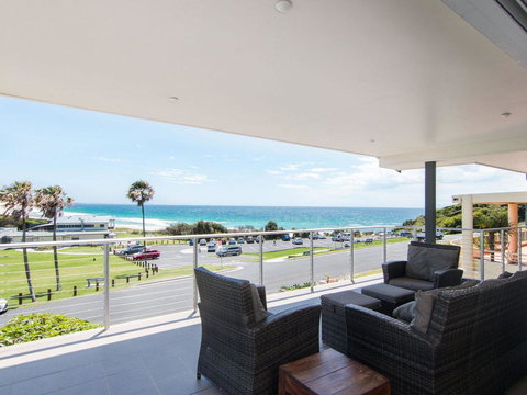 12 Cliff Road - Accommodation Ballina 1