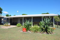 12 Zircon Street - Renovated beach shack with the perfect blend of comfort and coastal cool