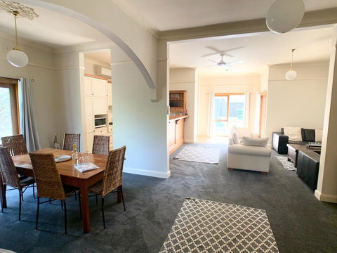 123 Hill St, Heart Of Orange, Double Brick - Accommodation Ballina 1