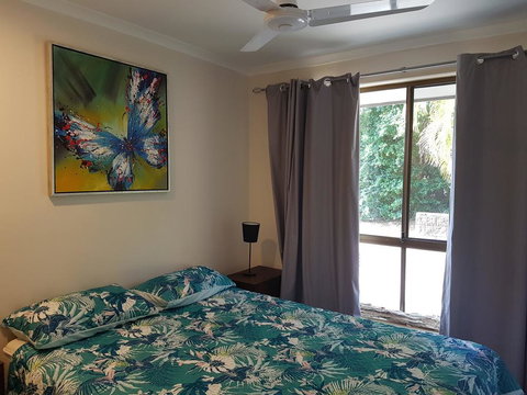 13 Coora Court - Sleeps 6, Pool, Air Con, Pets - Accommodation Ballina 0