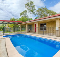 14 Double Island Drive - Rainbow Beach Large Holiday House with PoolPets Welcome Free Wi-Fi - Accommodation Ballina