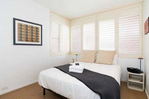 2 Bedroom Apartment With Bay View - Accommodation Ballina 3