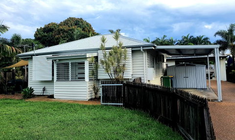 2 Bedroom Cottage - Accommodation Ballina 0