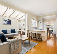 2-Bed House With Patio Near Bars and Restaurants - Accommodation Ballina