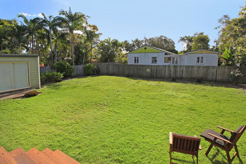 24 Sundew Street, Mudjimba - 500 Bond - Pet Friendly, Linen Supplied, WIFI, Air Cond. - Accommodation Ballina 2