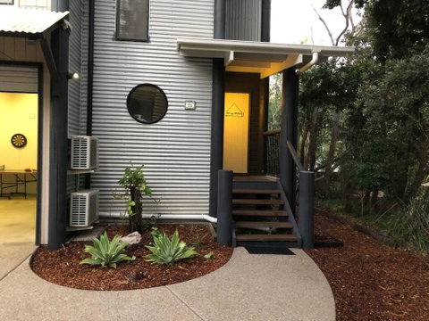 25 Naiad Court - Rainbow Shores, The Ultimate Beachside Executive Property, Air Conditioned - Accommodation Ballina 2