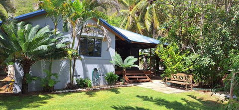 Coconut Cottage Christmas Island - Accommodation Ballina 0