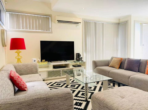 D104 Winston Fresh Fantastic - Accommodation Ballina 0