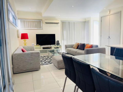 D104 Winston Fresh Fantastic - Accommodation Ballina 1