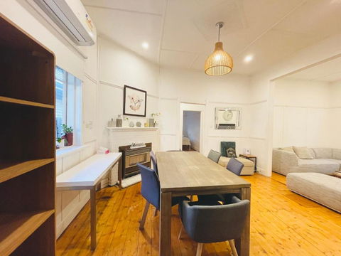 D114 Victorian Central Stay - Accommodation Ballina 3