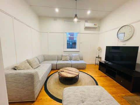 D114 Victorian Central Stay - Accommodation Ballina 0