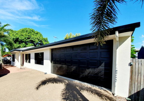 3 Bedroom Central Home - Accommodation Ballina 0