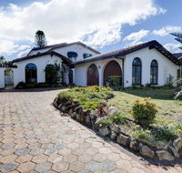 31 Rest Point Absolute Waterfront with Jetty - Accommodation Ballina