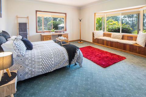 32 Zachary Drive Farm Stay Iconic Water Views - Accommodation Ballina 1