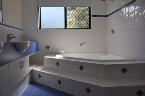 44 Cypress Avenue - Holiday Home In A Quiet Location, Close To Patrolled Beach And CBD - Accommodation Ballina 2