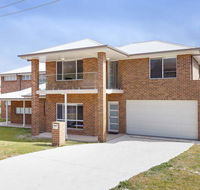 5B BENT STREET - LARGE HOUSE WITH DUCTED AIR CON WIFI  FOXTEL - Accommodation Ballina