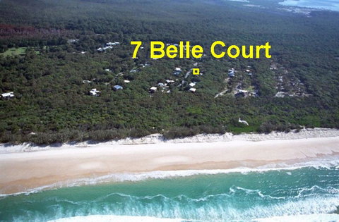 7 Belle Court - Rainbow Shores, Huge Beach House, Ducted Air Con, Pets Welcome - Accommodation Ballina 3