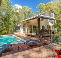 7 Naiad Court - Rainbow Shores Perfect Beach House Swimming Pool and Walk To Beach Aircon Wi-Fi - Accommodation Ballina