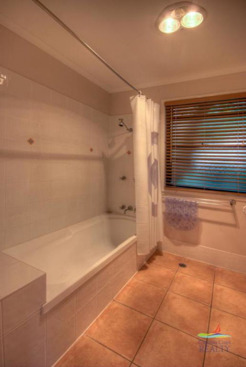 8 Orania Court - Rainbow Shores, Privacy, Peace And Quiet - Accommodation Ballina 3