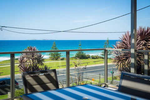 81 Dalmeny Drive - Beach House - Accommodation Ballina 1