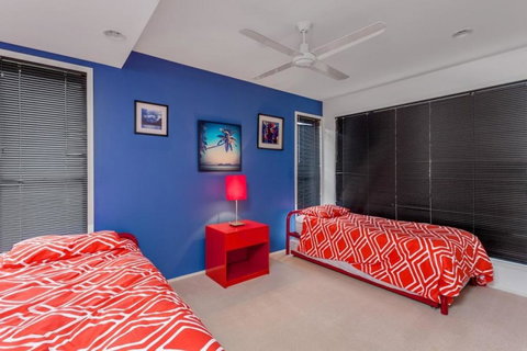 90 Cooloola Drive - Rainbow Beach, Luxury Beach House, Ocean Views - Accommodation Ballina 3