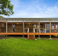 98 Ocean Parade - Rustic Log Cabin - Accommodation Ballina