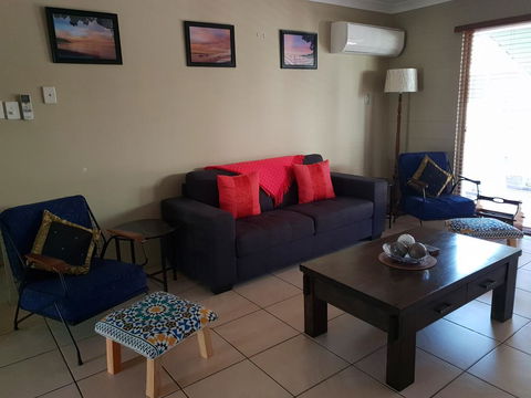 A City Retreat, 2BR Apartment - Reid Park -Townsville - Accommodation Ballina 0