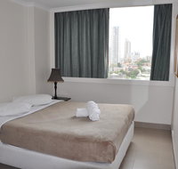 Accommodation Sydney City Centre - Hyde Park Plaza 3 bedroom 1 bathroom Apartment - Accommodation Ballina