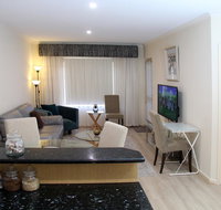 ADELAIDE CBD APARTMENT - 3BR 2BATH  CARPARK - Accommodation Ballina