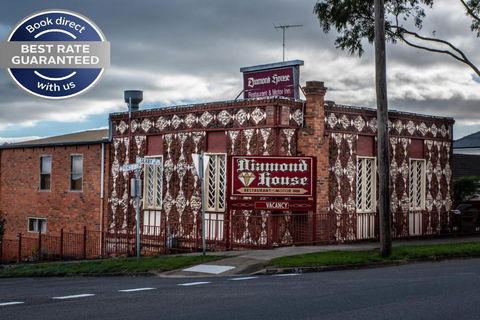 Diamond House Heritage Restaurant And Motor Inn - Accommodation Ballina 0