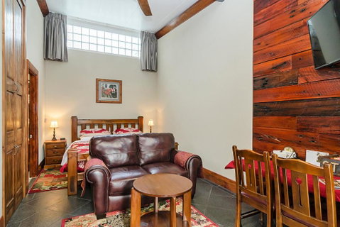 Eagle Foundry Bed & Breakfast - Accommodation Ballina 4
