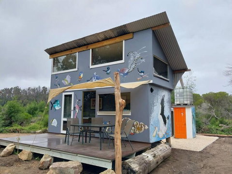 Earls Farm- River Retreat - Accommodation Ballina 0