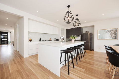 EDEN Spacious Torquay Family Escape - Accommodation Ballina 4