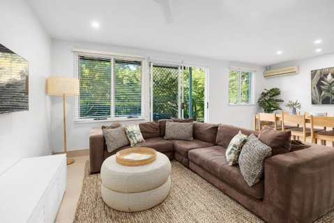 Eco Beachside Family Gem, Pool Access - Accommodation Ballina 4