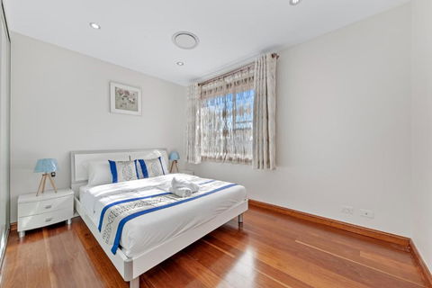 Exquisite Chinese Style Garden - Accommodation Ballina 1