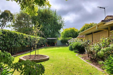 Hahndorf Home, Walk To Main St, Sleeps 8 - Accommodation Ballina 3