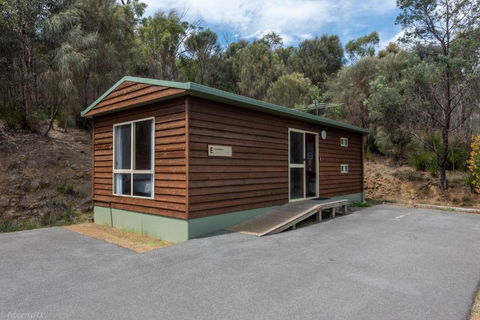 Hobart Bush Cabins - Accommodation Ballina 1