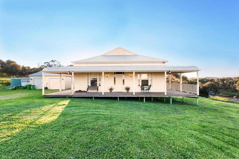 Hopkins River Homestead - Accommodation Ballina 0