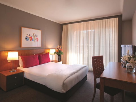 Adina Apartment Hotel Sydney Town Hall - Accommodation Ballina 2