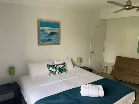 Airlie Beach Motor Lodge - Accommodation Ballina 1