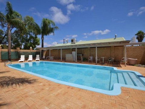 Albion Hotel - Accommodation Ballina 0