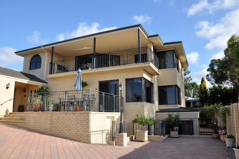 Alfred Cove Short Stay - Accommodation Ballina 0