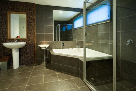 Alofi - Accommodation Ballina 2