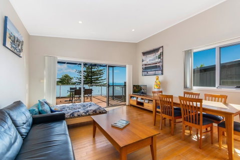 Angourie Blue Unit 2 - Accommodation Ballina 3