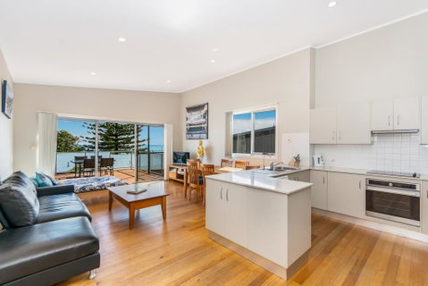 Angourie Blue Unit 2 - Accommodation Ballina 2